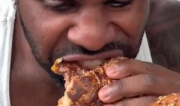 吃汉堡的视频,味蕾之旅，一网打尽美味瞬间